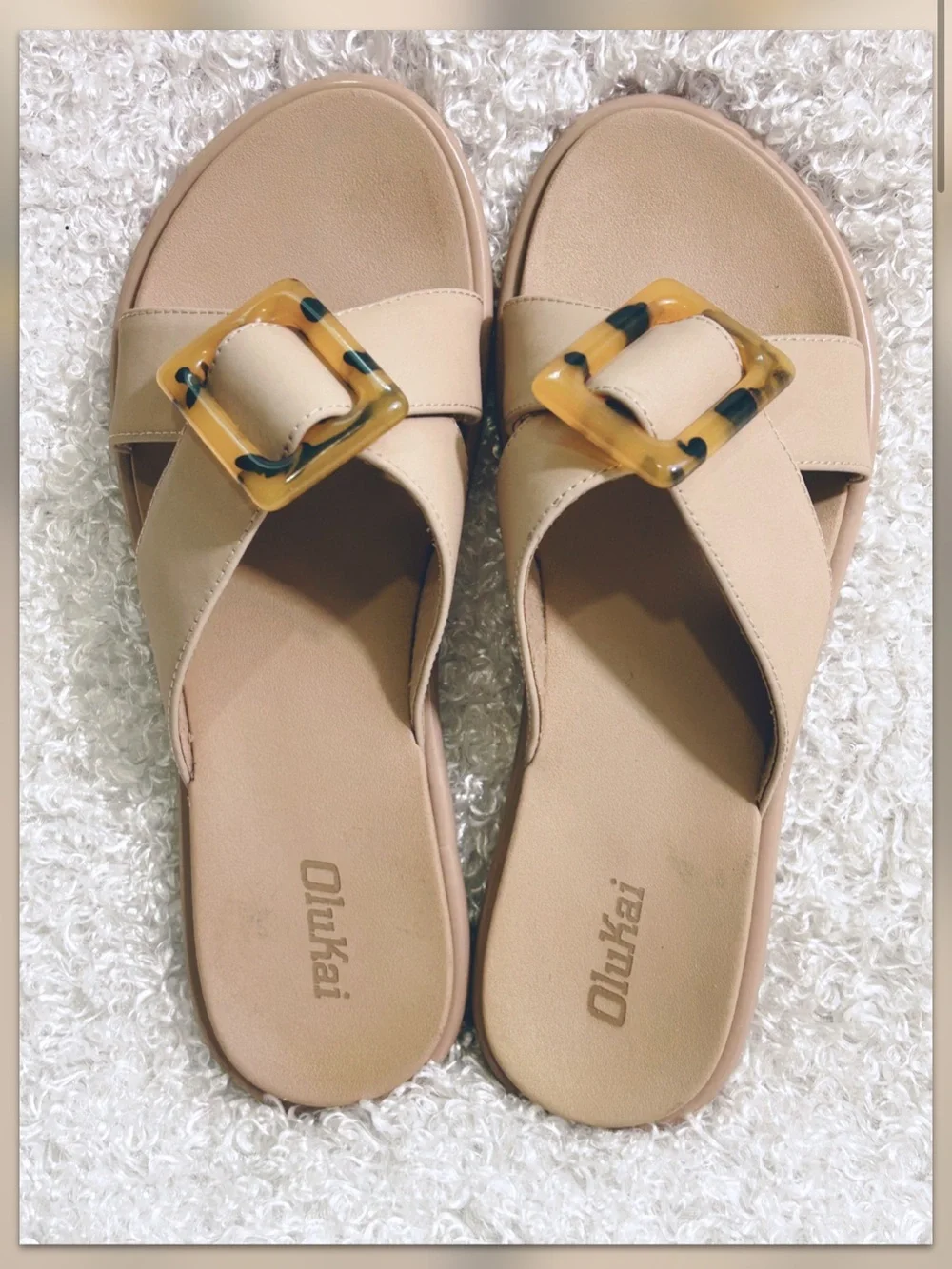 OluKai Womens La’i Taupe Slide Sandals